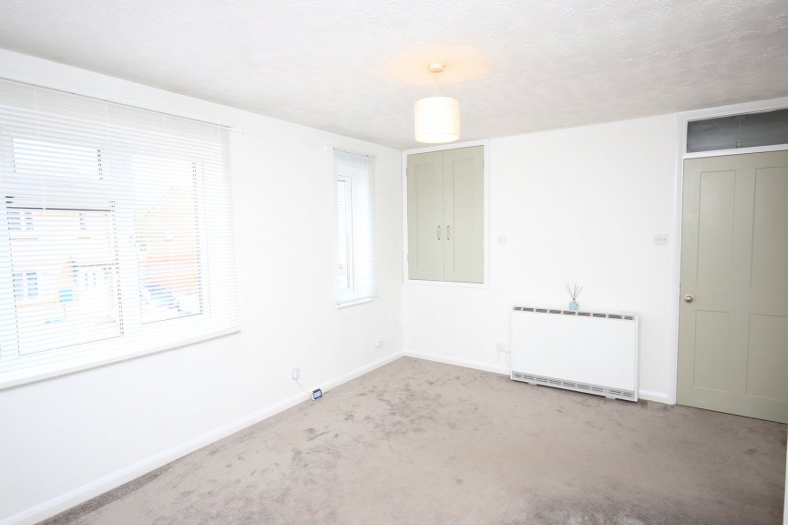 1 bedroom Flat for Letting Petley Close, Flitwick, Bedfordshire