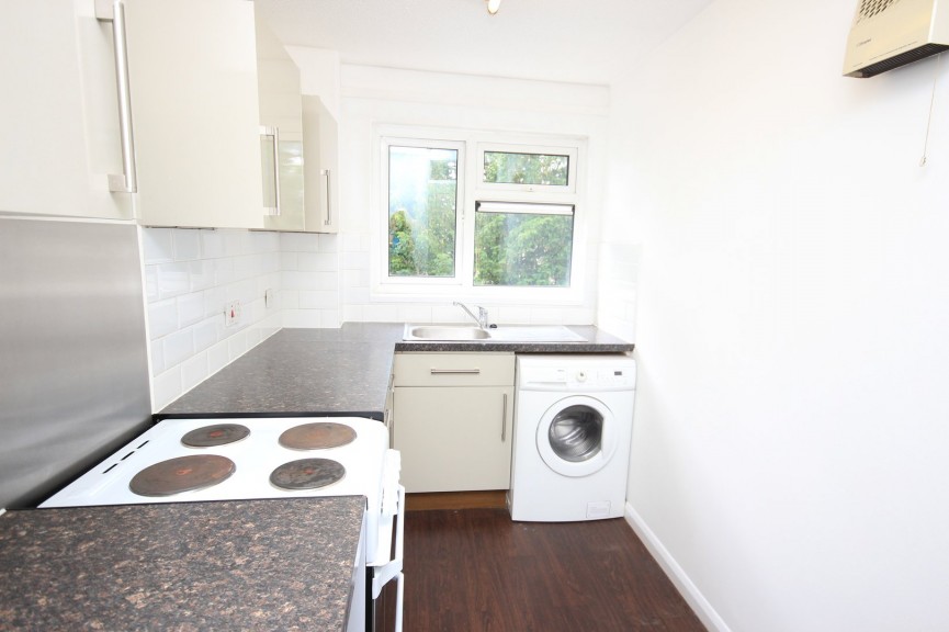 1 bedroom Flat for Letting Petley Close, Flitwick, Bedfordshire