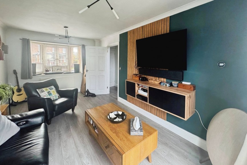 3 bedroom House for Sale High Street, Greenfield, Bedfordshire