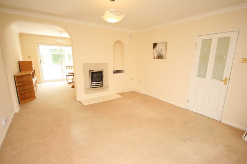 3 bedroom House for Sale Howard Drive, Letchworth Garden City, Hertfordshire