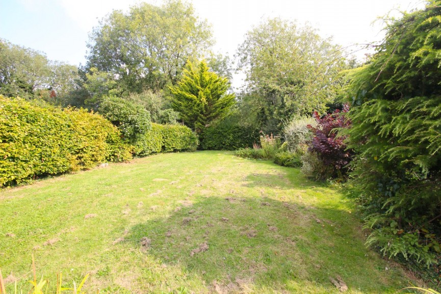 3 bedroom House for Sale Howard Drive, Letchworth Garden City, Hertfordshire