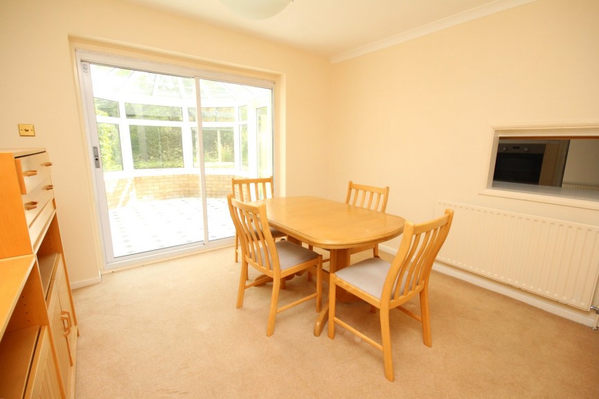 3 bedroom House for Sale Howard Drive, Letchworth Garden City, Hertfordshire