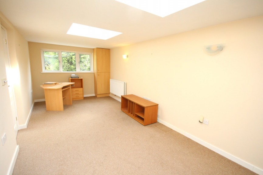 3 bedroom House for Sale Howard Drive, Letchworth Garden City, Hertfordshire