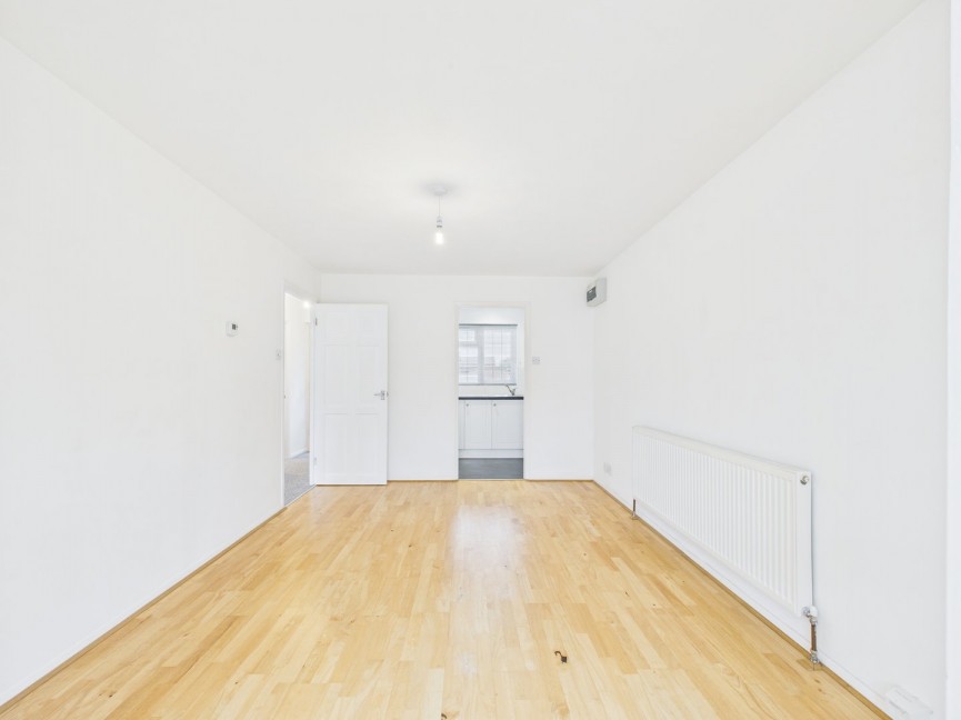 1 bedroom Bungalow for Sale Larkins Close, BALDOCK, Hertfordshire