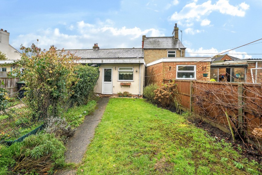 2 bedroom House for Sale Wardhedges Road, Flitton, Bedfordshire