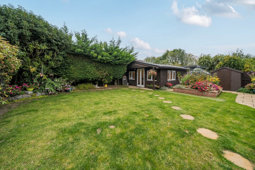 7 bedroom House for Sale Stotfold, Hitchin, Bedfordshire