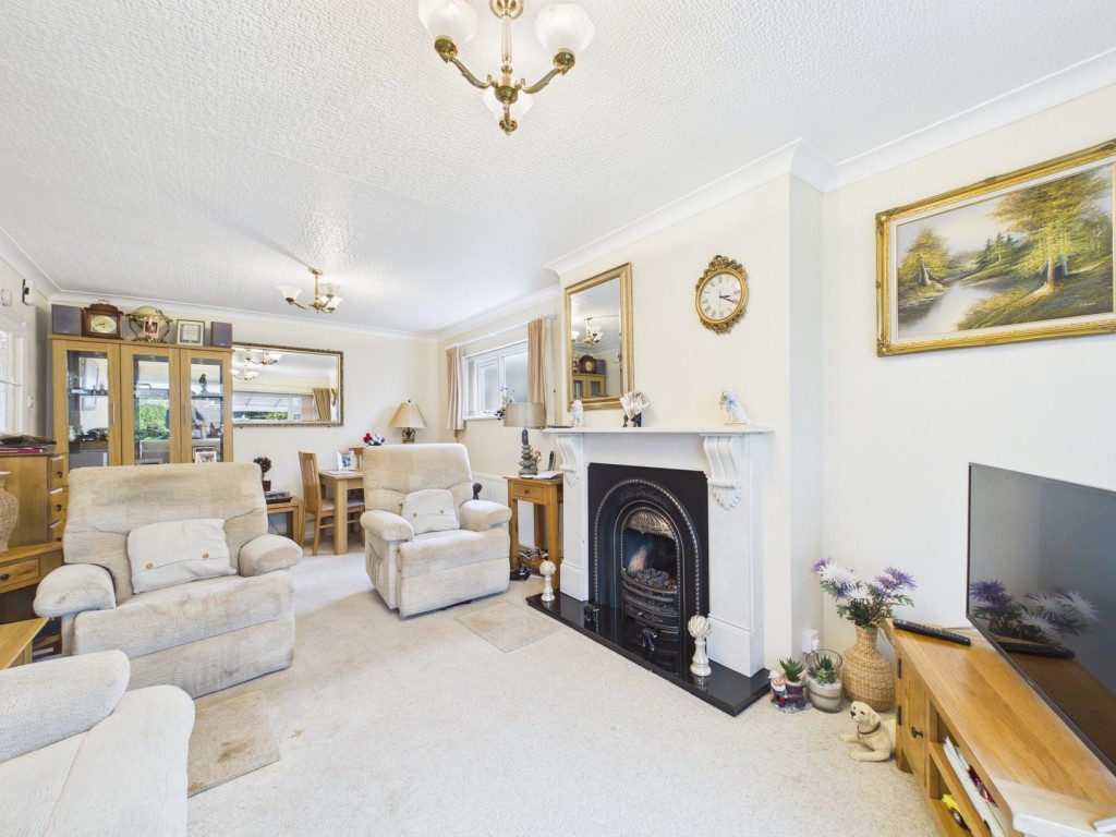 Stotfold Road, Hitchin, Hertfordshire