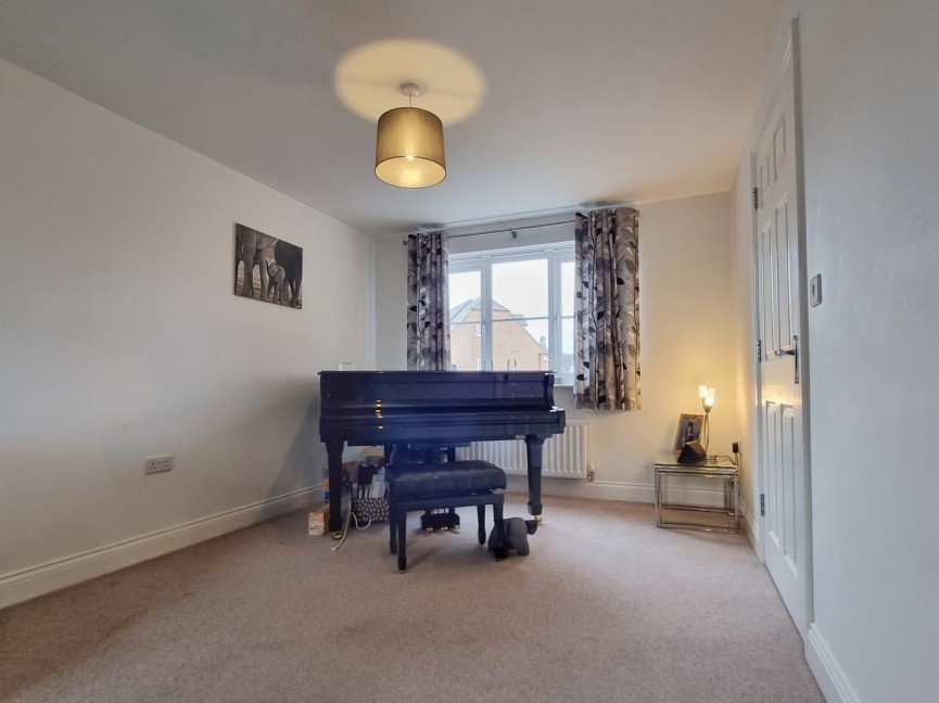 4 bedroom House for Sale Wixams, Bedfordshire