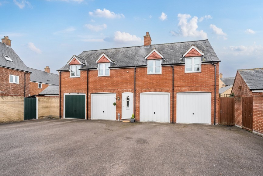 2 bedroom House for Sale Bridge View, Shefford, Bedfordshire
