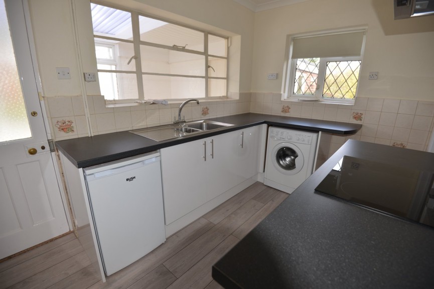 2 bedroom Bungalow for Letting Meppershall, Shefford, Bedfordshire