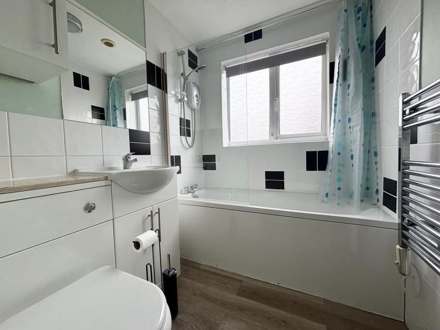 1 bedroom Flat for Letting Tennyson Close, Royston, Hertfordshire