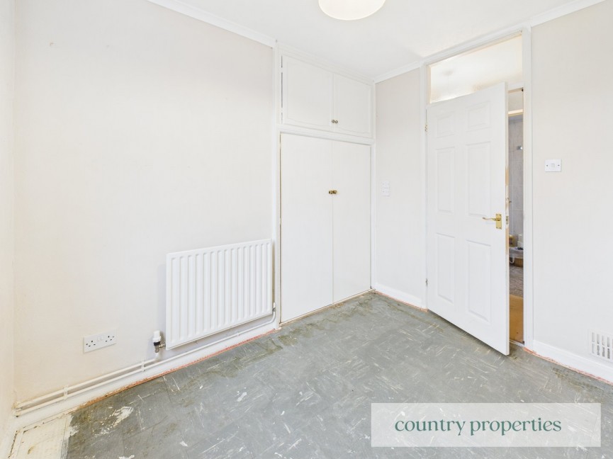 2 bedroom Flat for Sale Codicote, Hitchin, Hertfordshire