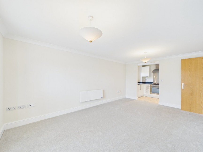 1 bedroom Flat for Sale Bridge Street, Hitchin, Hertfordshire