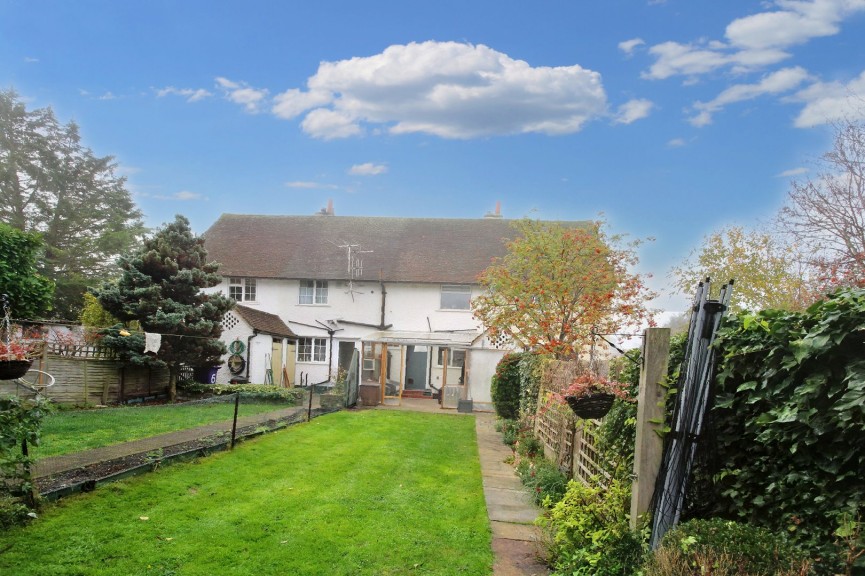 2 bedroom House for Sale Shott Lane, Letchworth Garden City, Hertfordshire