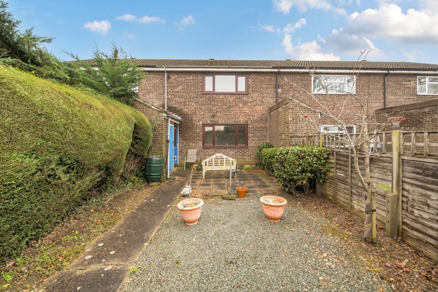 2 bedroom House for Sale St Peters Close, Flitwick, Bedfordshire