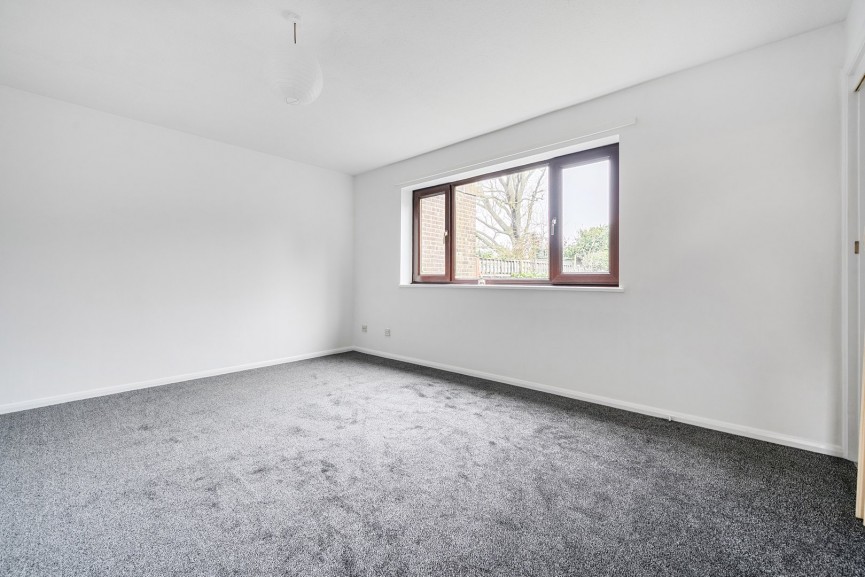 2 bedroom House for Sale St Peters Close, Flitwick, Bedfordshire