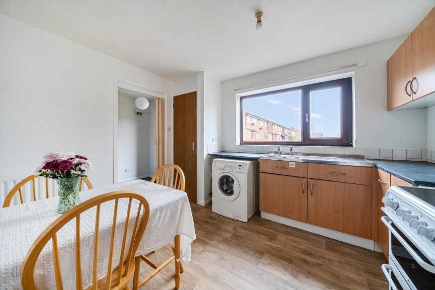 2 bedroom House for Sale St Peters Close, Flitwick, Bedfordshire