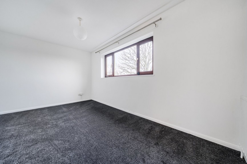 2 bedroom House for Sale St Peters Close, Flitwick, Bedfordshire