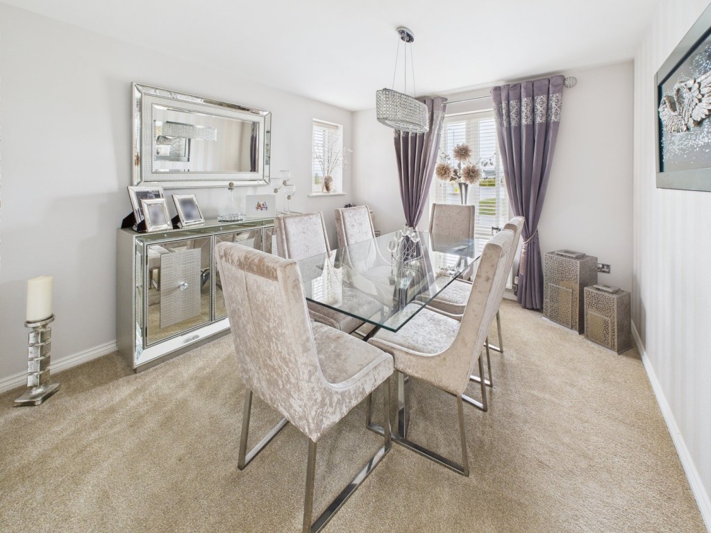 Holbrook Grove, Biggleswade, Bedfordshire