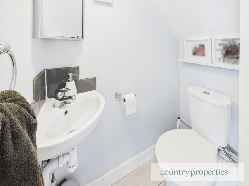 3 bedroom House for Sale Holwell Road, Welwyn Garden City, Hertfordshire