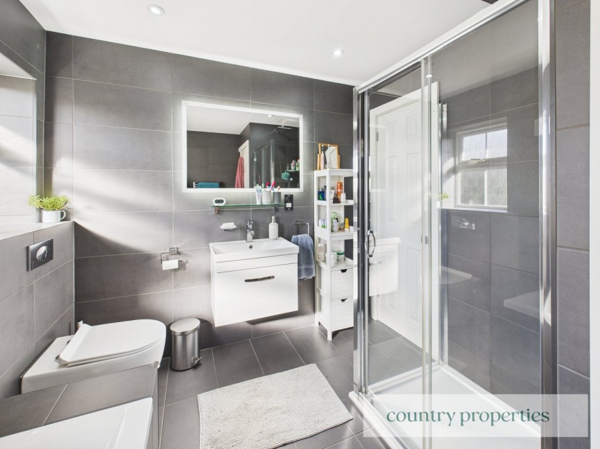 3 bedroom House for Sale Holwell Road, Welwyn Garden City, Hertfordshire