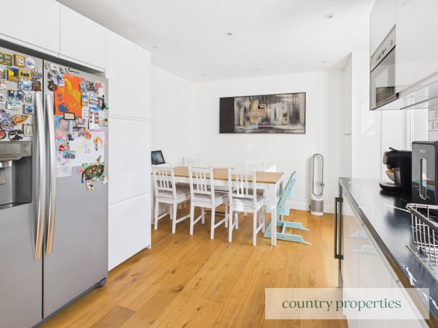 3 bedroom House for Sale Holwell Road, Welwyn Garden City, Hertfordshire