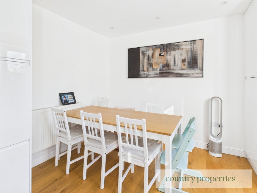 3 bedroom House for Sale Holwell Road, Welwyn Garden City, Hertfordshire