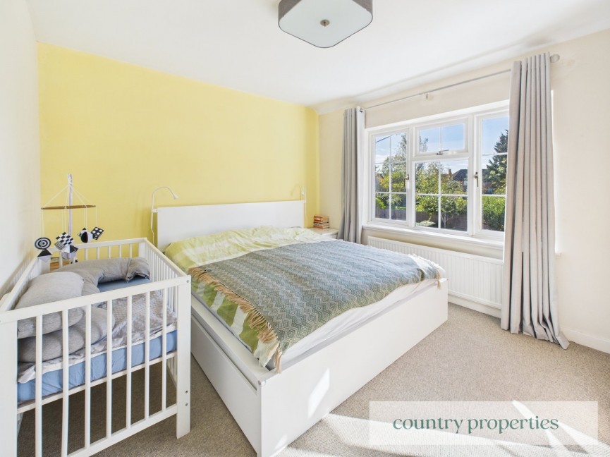 3 bedroom House for Sale Holwell Road, Welwyn Garden City, Hertfordshire