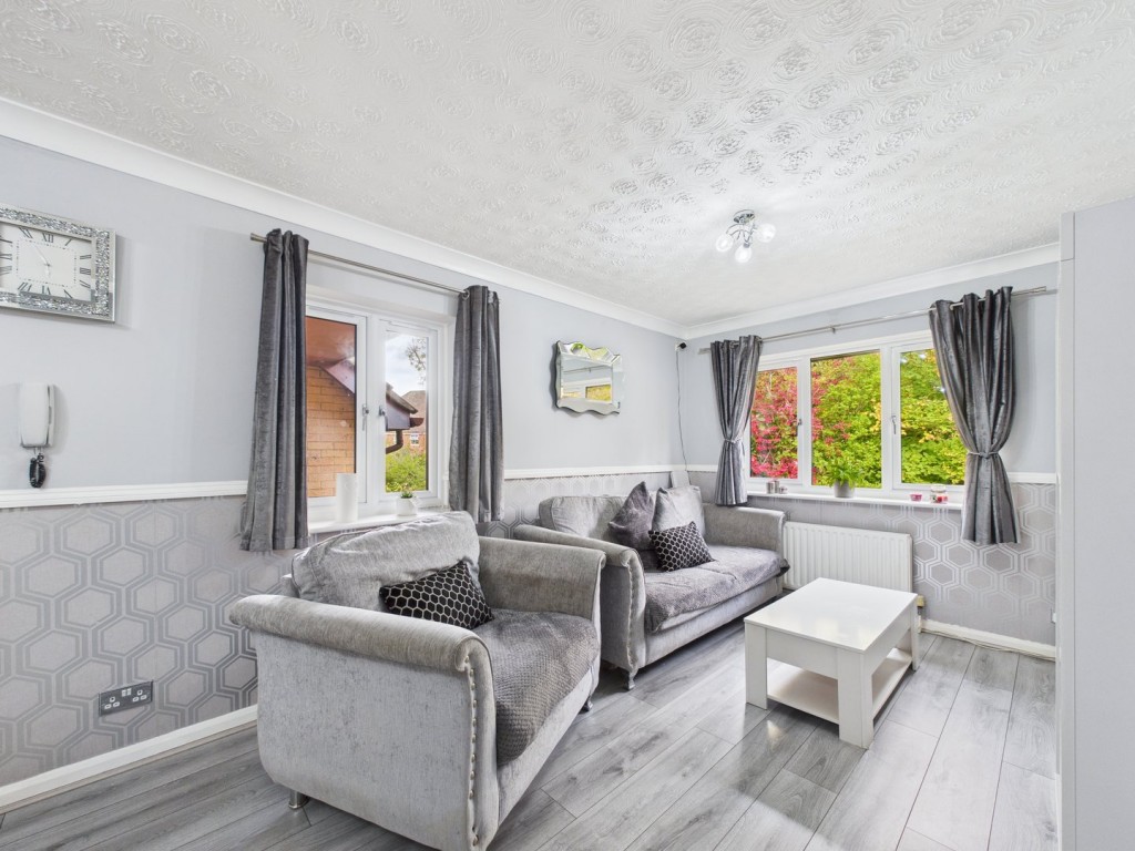 Shaftesbury Way, Royston, Hertfordshire