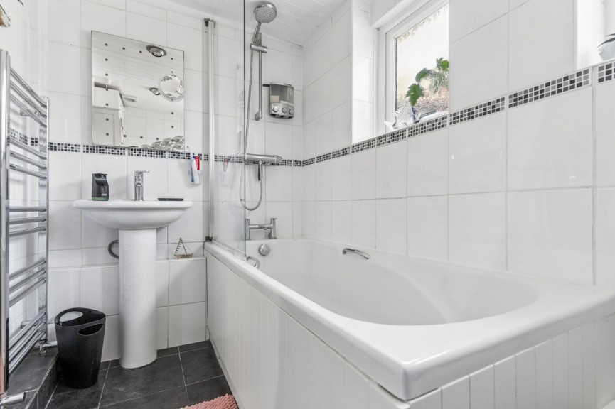 3 bedroom House for Sale Fishponds Road, Hitchin, Hertfordshire