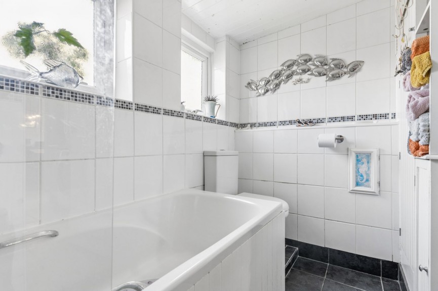 3 bedroom House for Sale Fishponds Road, Hitchin, Hertfordshire