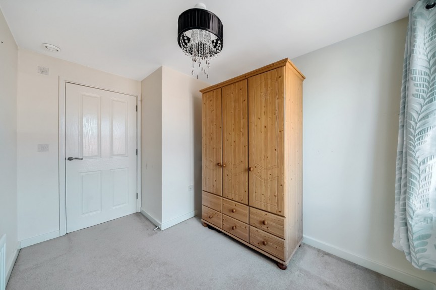 2 bedroom Flat for Letting River View, Shefford, Bedfordshire