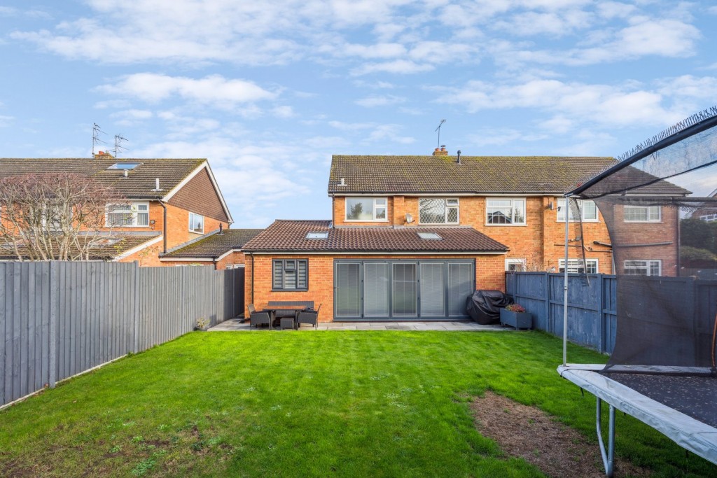 Gilded Acre, Dunstable, Bedfordshire