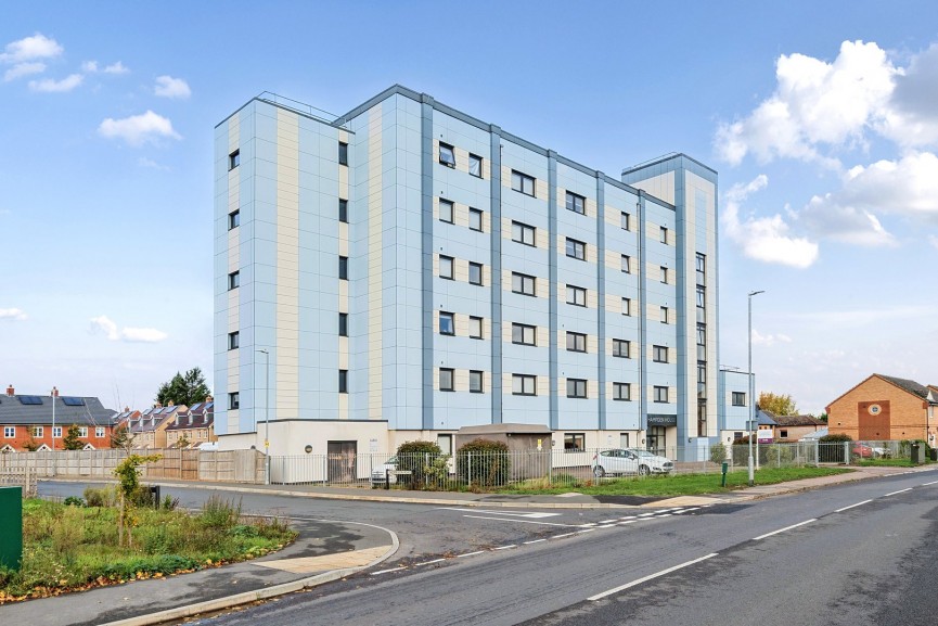 1 bedroom Flat for Sale Hitchin Road, Arlesey, Bedfordshire