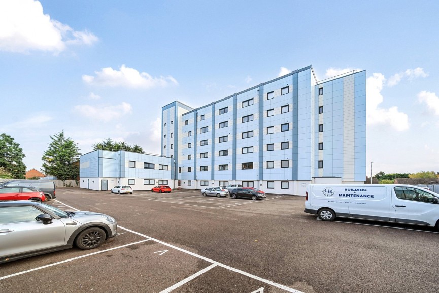 1 bedroom Flat for Sale Hitchin Road, Arlesey, Bedfordshire