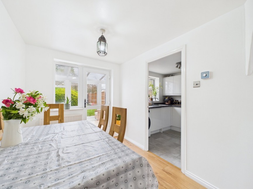 3 bedroom House for Sale Talisman Street, Hitchin, Hertfordshire