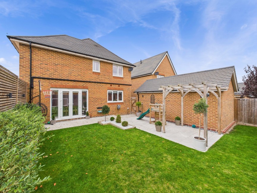 4 bedroom House for Sale Hampshire Road, Royston, Hertfordshire