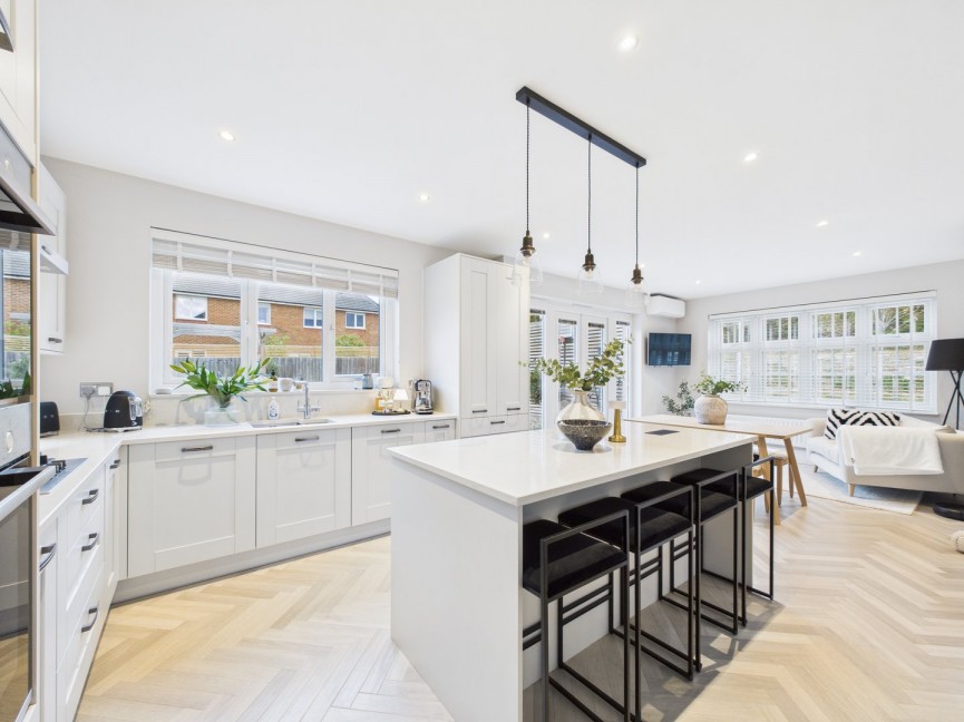 4 bedroom House for Sale Hampshire Road, Royston, Hertfordshire