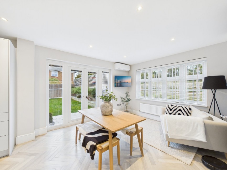 4 bedroom House for Sale Hampshire Road, Royston, Hertfordshire