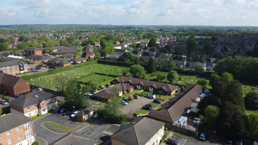 2 bedroom Flat for Sale St Lukes Court, Hatfield, Hertfordshire