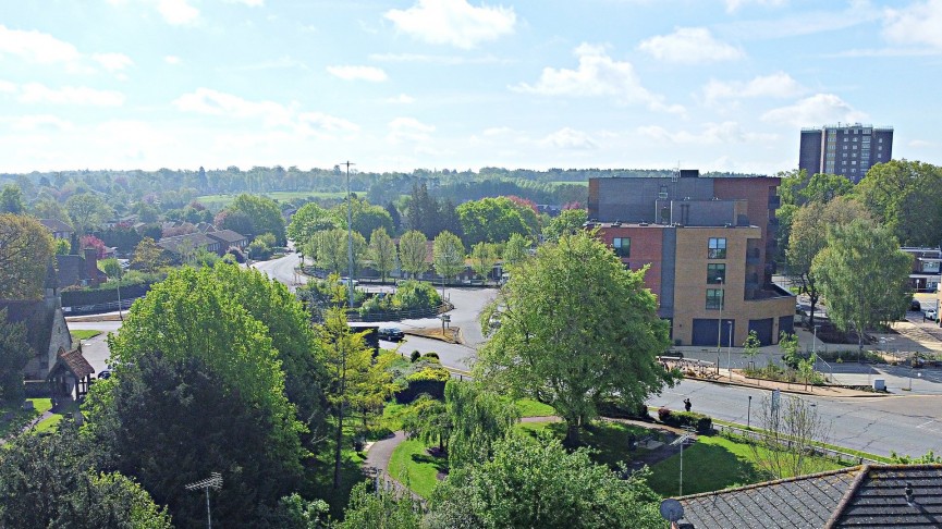 2 bedroom Flat for Sale St Lukes Court, Hatfield, Hertfordshire