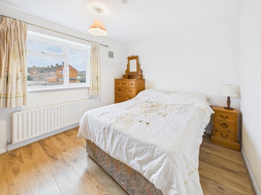 3 bedroom House for Sale Oak Crescent, Biggleswade, Bedfordshire