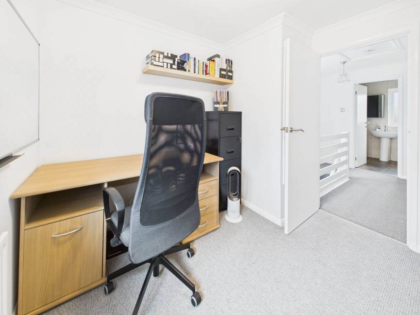 3 bedroom House for Sale Oak Crescent, Biggleswade, Bedfordshire