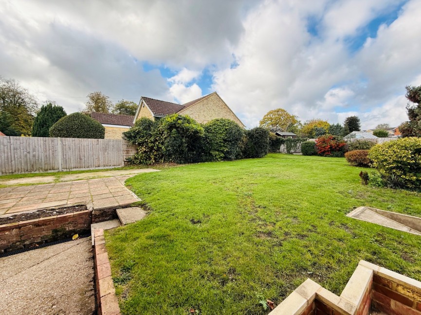 2 bedroom House for Letting Church Road, Flitwick, Bedfordshire