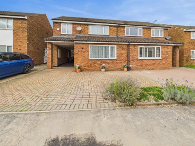 Laxton Gardens, Baldock, Hertfordshire