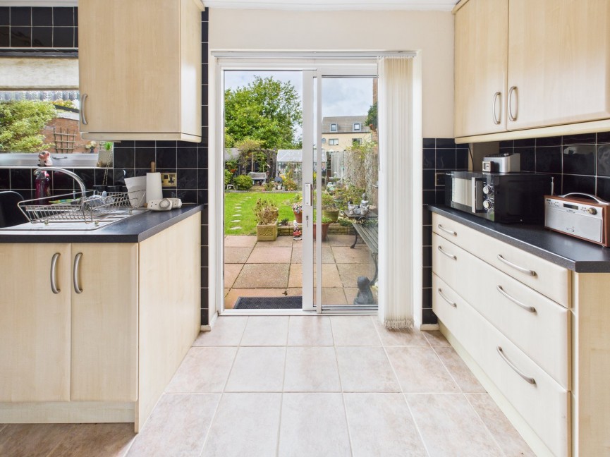 4 bedroom House for Sale Laxton Gardens, Baldock, Hertfordshire