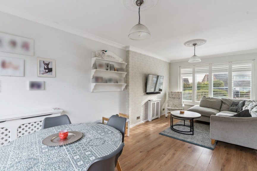 3 bedroom House for Sale Gainsford Crescent, Hitchin, Hertfordshire