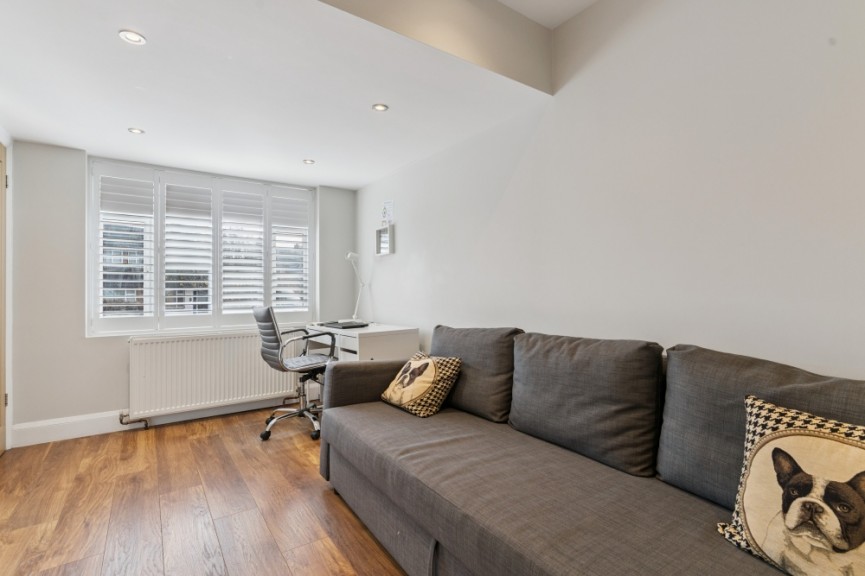 3 bedroom House for Sale Gainsford Crescent, Hitchin, Hertfordshire