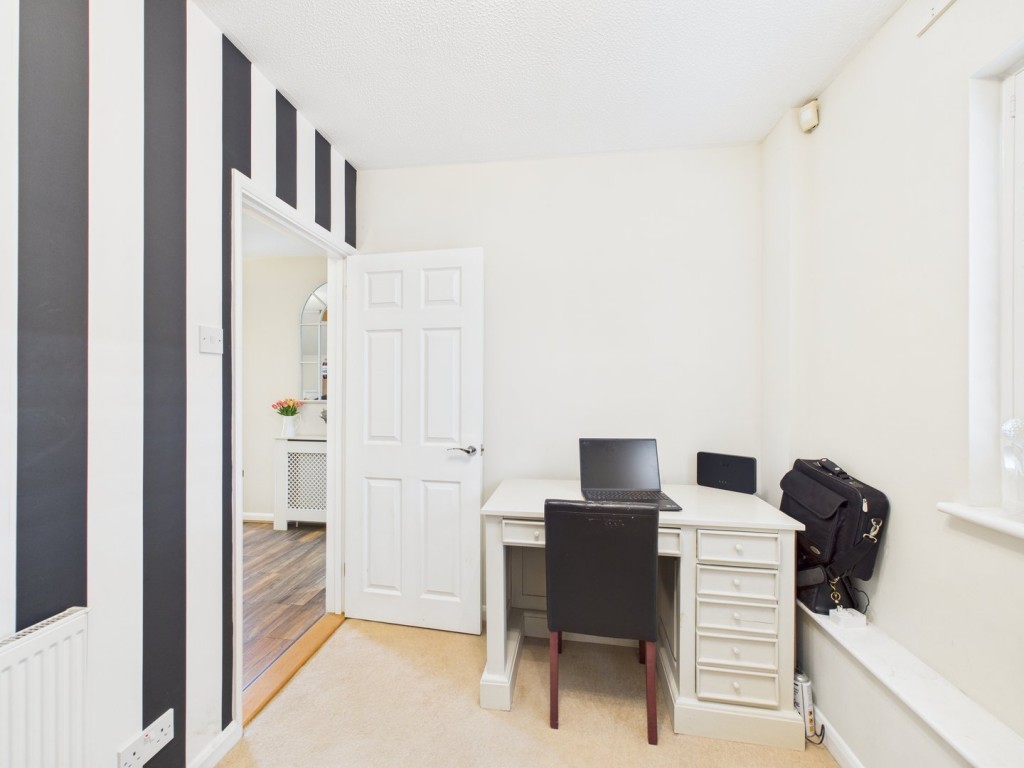 Moggerhanger, Bedford