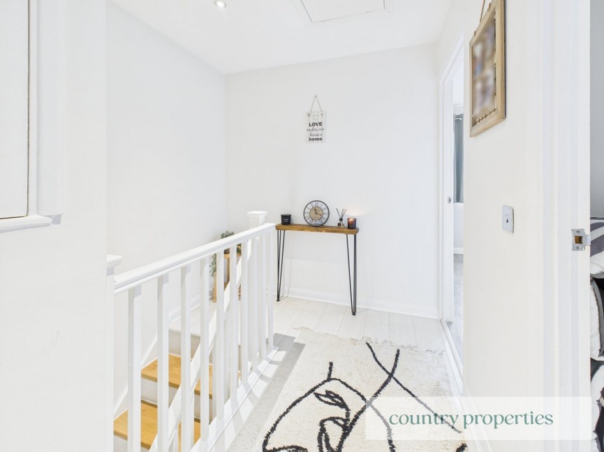 2 bedroom House for Sale Lincoln Close, Welwyn Garden City, Hertfordshire